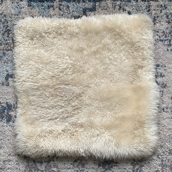 Cushion cover. - Picture 3 of 6